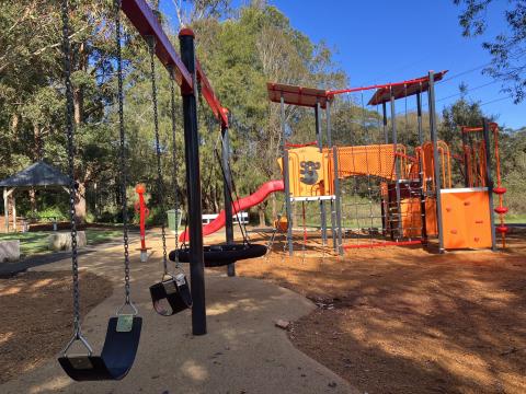 Mardi, Woolmers Cres playspace 